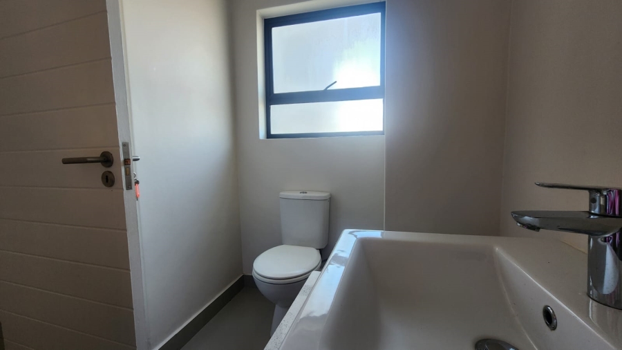 2 Bedroom Property for Sale in Langeberg Heights Western Cape